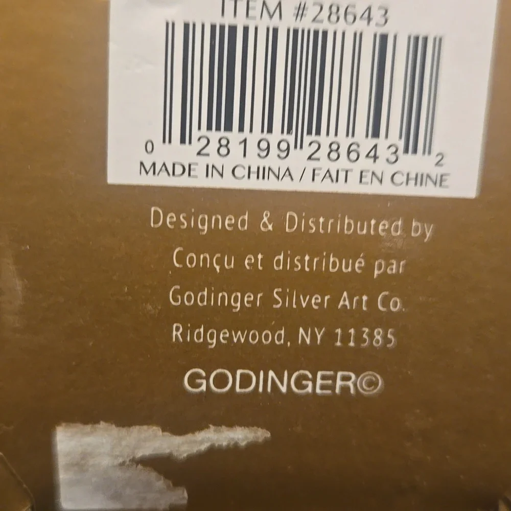 Godinger Gatherings Gorgeous Crystal/Red Ribbon Present Box - Picture 10 of 11